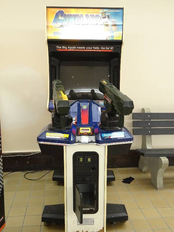 lot 6051 image: Sega Gunblade Special Assault Force Arcade Game