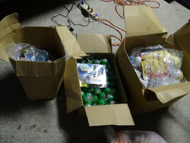 lot 6095 image: Capsules Lot - Small & Large - See Pictures