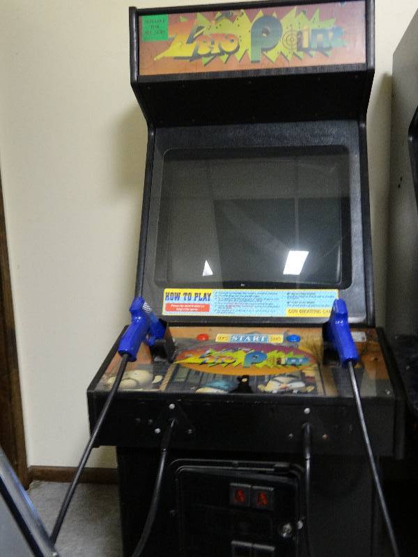 lot 6100 image: Game Vision Corporation Zero Point Arcade Game