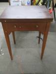 Sewing Machine with Table
