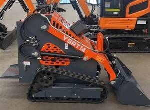 lot 1870 image: Unused 2024 AGT YSRT14 Stand-On Skid Steer Track Loader Crawler Aux Hyd YSRT-14