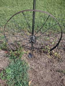 lot 1043 image: 41 in steel wheel