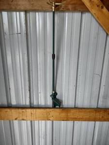 lot 1050 image: yard sprinkler 3 foot tall
