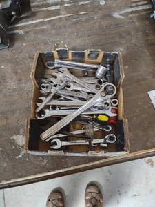 lot 1085 image: box of mixed wrenches