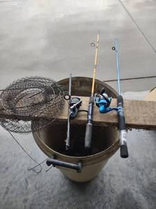 lot 1115 image: fish basket two reels and two partial poles