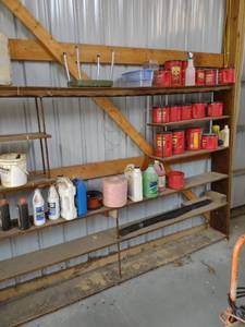 lot 1166 image: shelf and contents