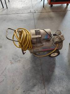 lot 1170 image: Campbell hausfeld air compressor power pal