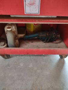 lot 1174 image: lower Kennedy tool box and contents