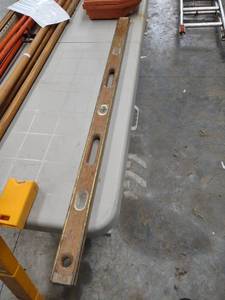 lot 1327 image: 4-ft wood and brass level