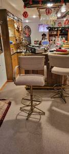 lot 2140 image: Bar stool