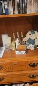 lot 2196 image: Miscellaneous contents.