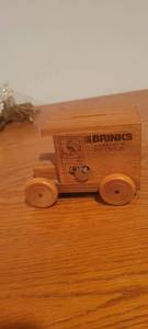lot 2226 image: Brinks musical bank work