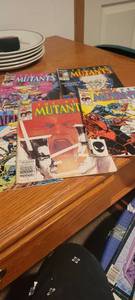 lot 2261 image: 5 Mutants Comic books