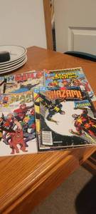lot 2284 image: Eight mix comic books