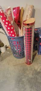 lot 2290 image: Wrapping paper