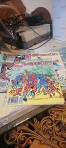lot 2325 image: 5 thundercat comic bucks.