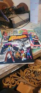lot 2330 image: Ten the west coats avengers Comic books