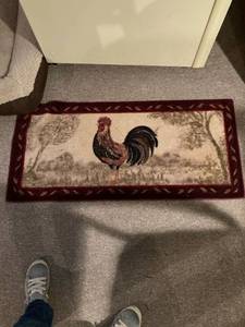 lot 3046 image: 44 x 20 rooster rug