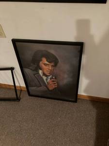 lot 3077 image: 23 x 29 Elvis picture