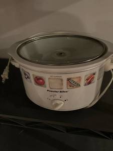 lot 3138 image: proctor silex crockpot, untested