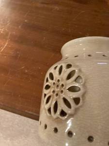 lot 3157 image: 7 x 7 34 ceramic candle holder