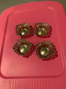lot 3182 image: 4) brass little dishes 3 12 x 3 12