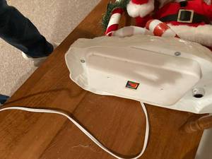 lot 3189 image: 21 inch Mickey Mouse untested