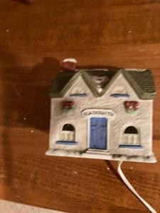 lot 3196 image: 5 12 inch village blacksmith shop untested