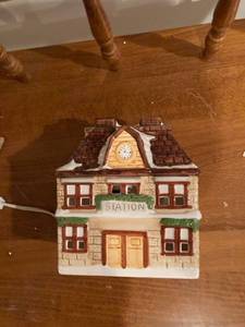 lot 3200 image: 6 12 inch village ceramic station