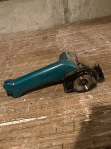 lot 3234 image: 3 38 cordless circular saw no battery
