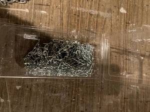 lot 3237 image: Chain in package is real long and little one