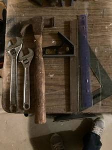 lot 3247 image: Miscellaneous tools