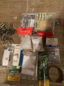 lot 3249 image: miscellaneous garage items