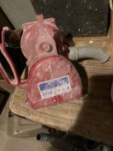 lot 3261 image: handheld NITTO BABY DUSTER
