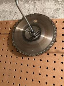 lot 3264 image: 3) 7 inch sawblades