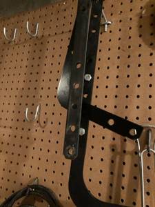 lot 3268 image: 3) pieces of heavy metal