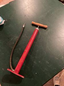 lot 3274 image: Hand pump