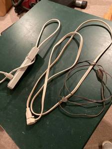 lot 3277 image: 1) surge protector, plug-in, and two other cords