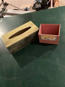 lot 3288 image: wooden Kleenex box & plastic chicken recipe box