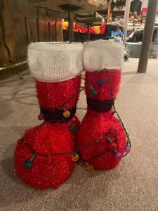 lot 4002 image: large light up Christmas Santa Boots