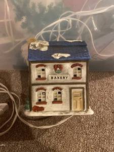 lot 4018 image: light up ceramic bakery collector piece