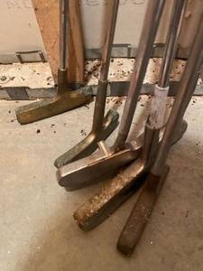 lot 4032 image: vintage golf clubs