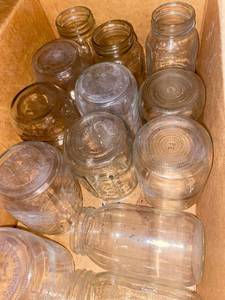 lot 4038 image: mason jars