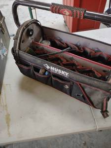 lot 1233 image: husky tool caddy and contents