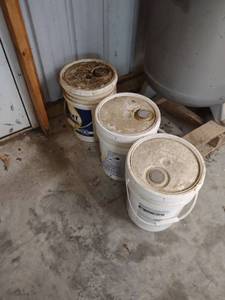 lot 1270 image: three 5 gallon buckets and contents