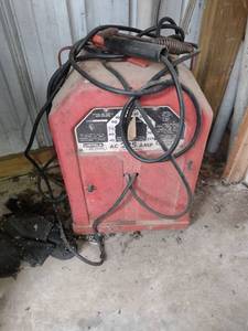 lot 1271 image: Lincoln 225 amp welder