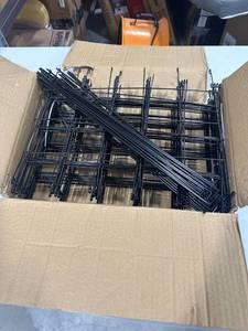 lot 27884 image: Decorative Garden Fence 24 pack