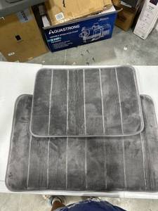 lot 27889 image: Bath mat - 2 sizes