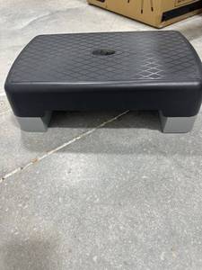 lot 27930 image: Step Stool