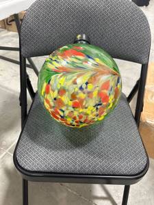 lot 27951 image: Green Artistic Glass Gazing Globe